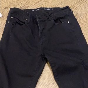 Black Skinny jeans